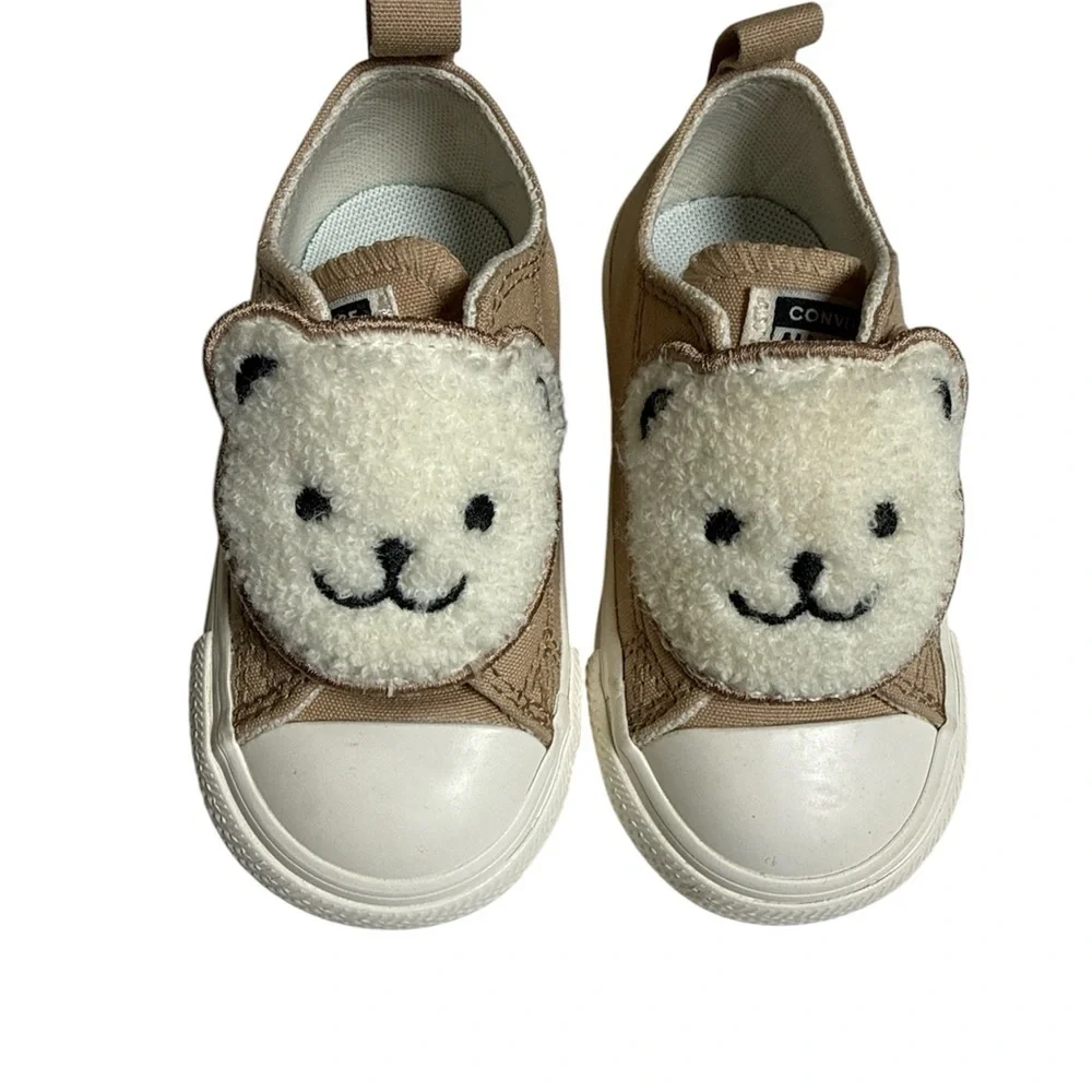 🧸 Converse Chuck Taylor Sherpa Bear Easy-On Sneakers Toddler 5 NWT